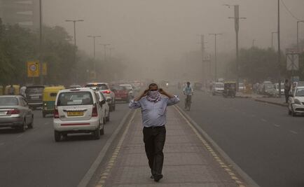Poderosa tormenta de arena y lluvia azota India: 91 muertos