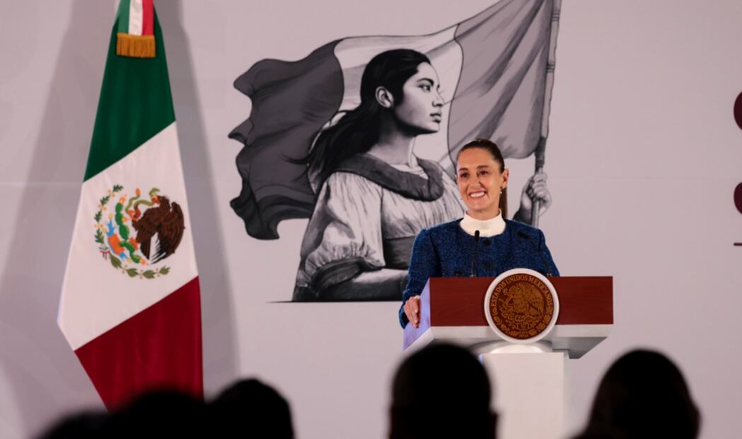 La presidenta Claudia Sheinbaum desmintió que le haya dicho a Donald Trump, próximo presidente de Estados Unidos, “¿por qué me haces esto?”, tras llamada telefónica por tema de aranceles; tiene “su manera de comunicar”, dijo. Foto: cortesía Presidencia