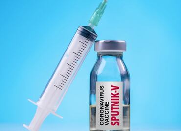 Cae servidor público con 57 dosis de vacuna Sputnik en Edomex