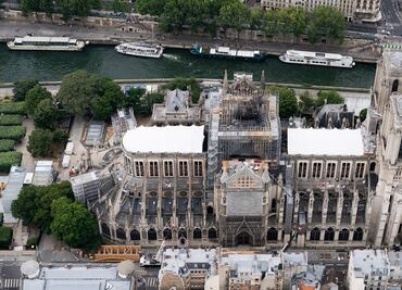 El lunes reinician trabajos en Notre Dame