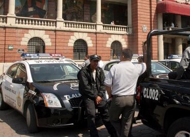 Roban armas a Policía de Tlalnepantla