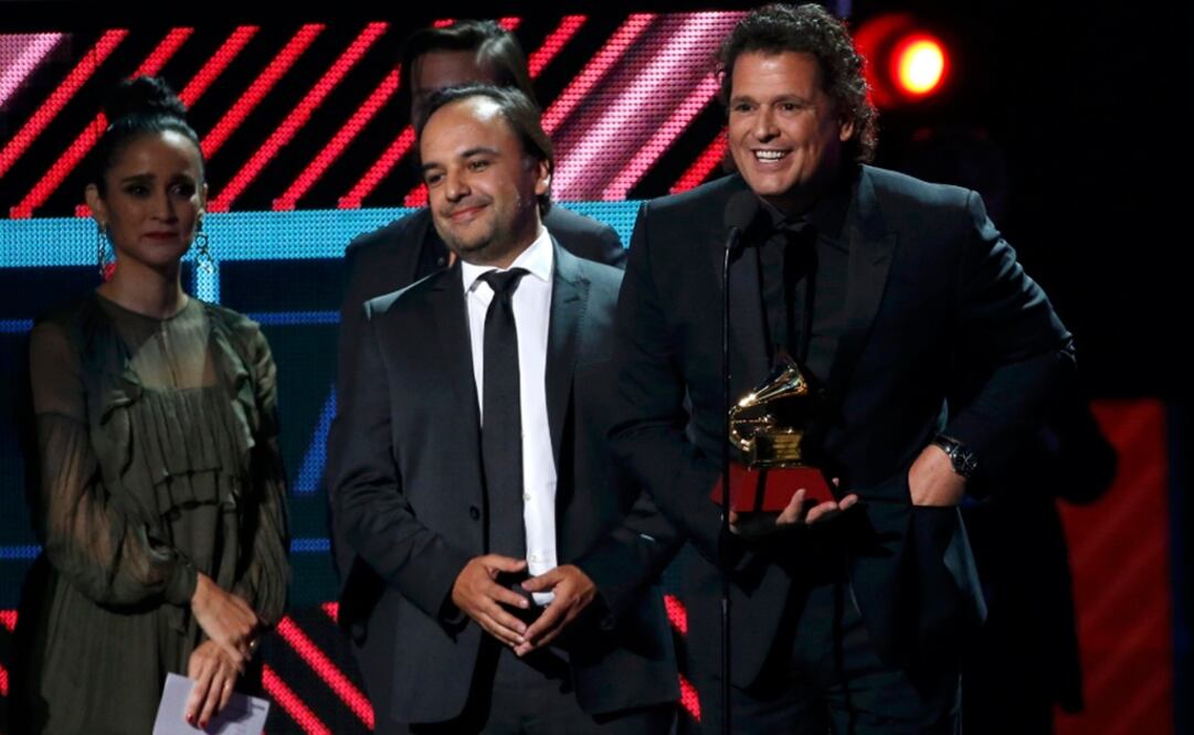 Carlos Vives ganó el premio de Canción del Año y Grabación del Año con "La Bicicleta"  FOTO: REUTERS