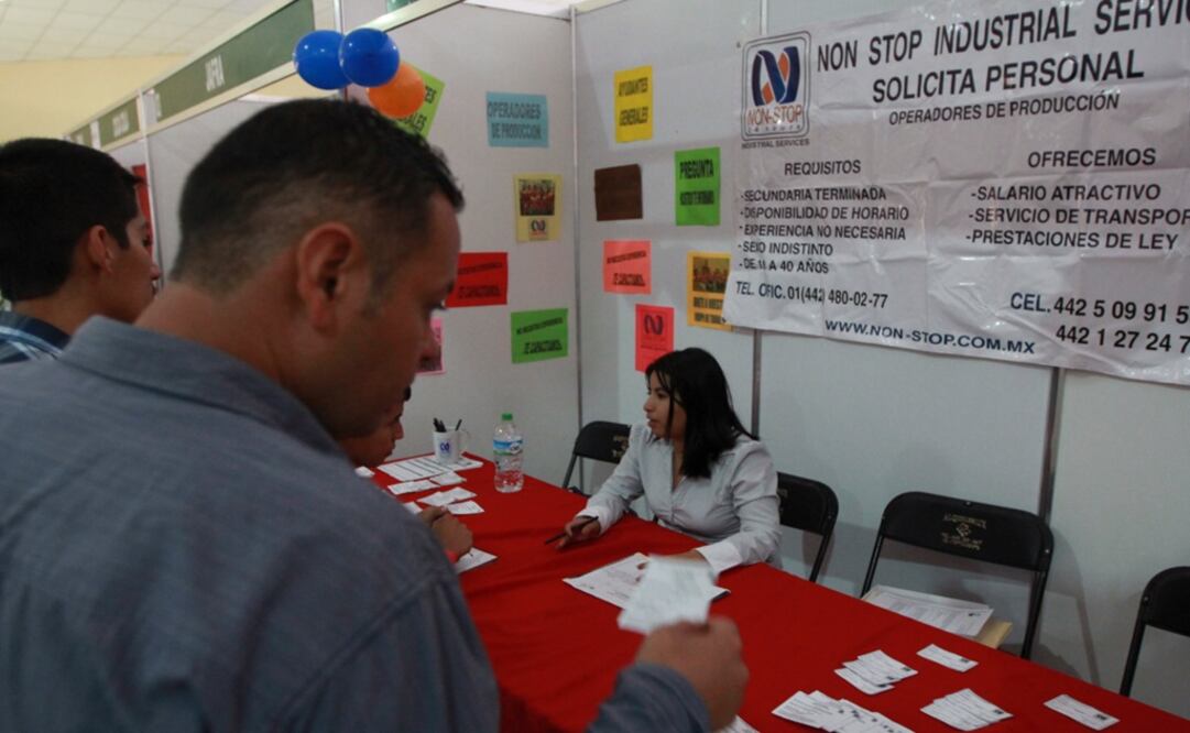 Desocupación baja en el tercer trimestre: Inegi 