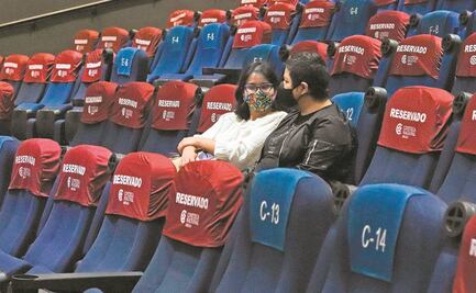 Buscan limitar estrenos de cine en México 