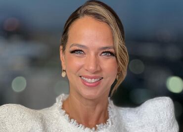 Adamari López confirma el outfit ideal para la oficina