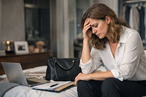 “Lo tengo todo… ¿por qué me siento vacía?”; el fenómeno que viven muchas mujeres exitosas y del que casi no se habla