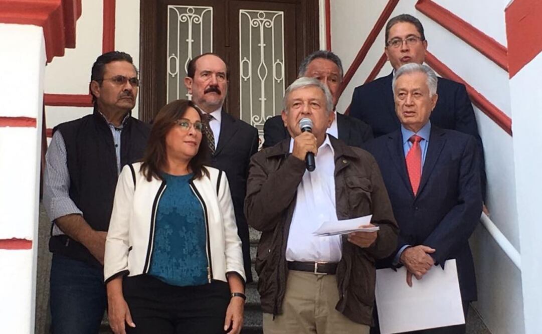 The left-wing politician from Tabasco, in company of his newly appointed team, also announced an additional 304,000 million pesos investment for an energy sector bailout - Photo: File photo/EL UNIVERSAL