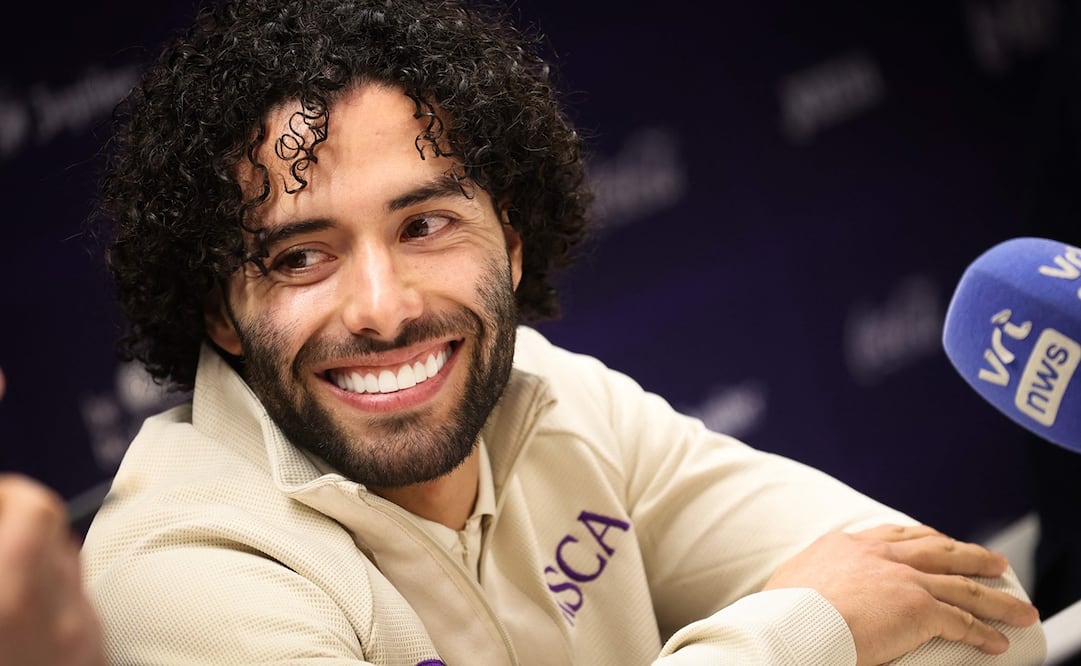 César "Chino" Huerta en conferencia de prensa, durante su presentación con el Anderlecht - Foto: AFP