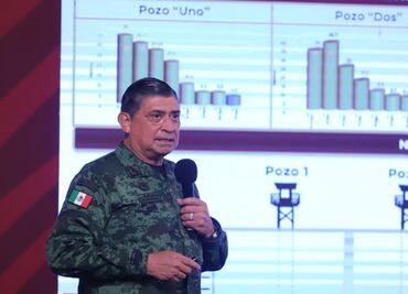 Se realizaron cuatro descensos para rescate de mineros, pero pozo está obstruido: Sedena