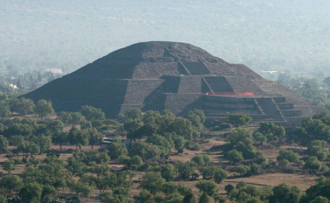 El estudio anual se lleva a cabo en el asentamiento donde transitaron varias culturas, para determinar el grado de desgaste del suelo. FOTO: Archivo/EFE.