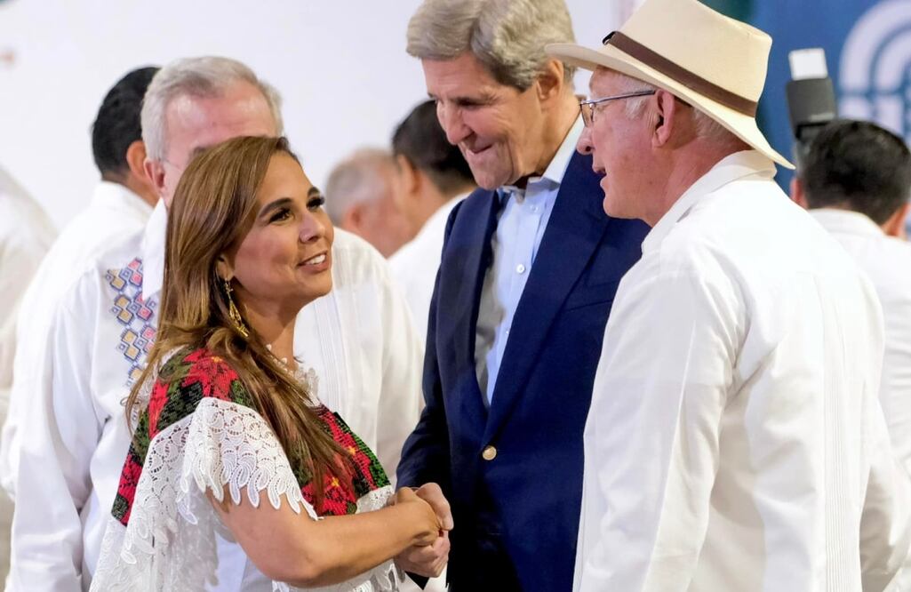 La gobernadora participó este miércoles en la reunión extraordinaria de la Conago realizada en Oaxaca FOTO: Especial