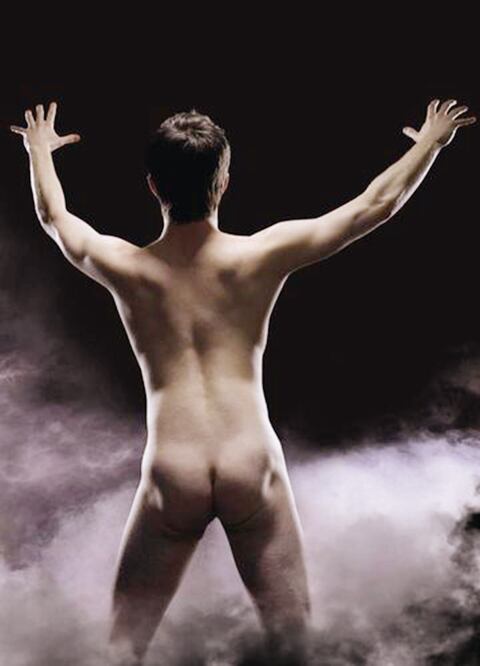 Radcliffe actuó desnudo en la obra Equus, en Broadway, y el año pasado se destapó para la película Cuernos. Foto: Especial