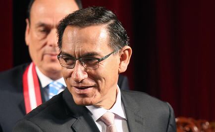 Martín Vizcarra acepta asumir la presidencia de Perú