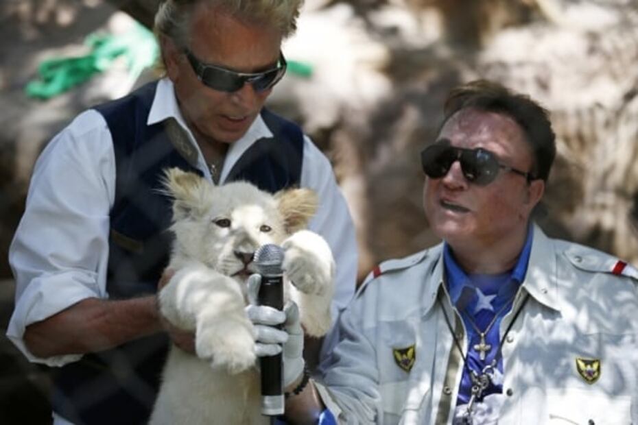 Muere por Covid-19 Roy, del dúo Siegfried & Roy 