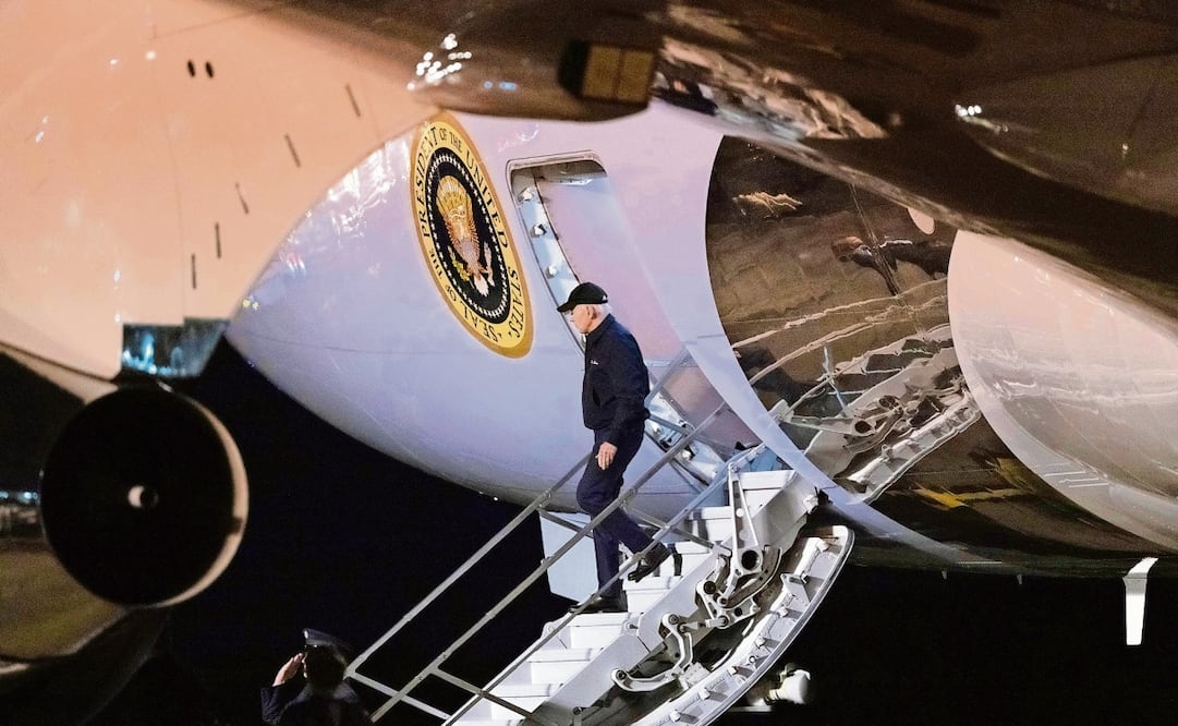 El presidente Joe Biden al llegar a la Base de la Fuerza Aérea de Dover, el miércoles pasado. Foto: Manuel Balce Ceneta AP