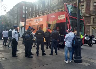 Mujer sufre paro cardiorrespiratorio y muere a bordo de un Turibús