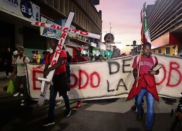 Más de 5 mil migrantes van al norte en caravana