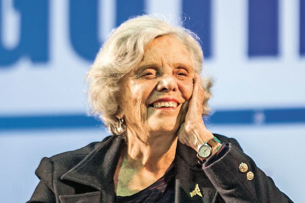 La escritora presentó también su novela 'Dos veces única' (CHRISTOPHER ROGEL BLANQUET. EL UNIVERSAL)