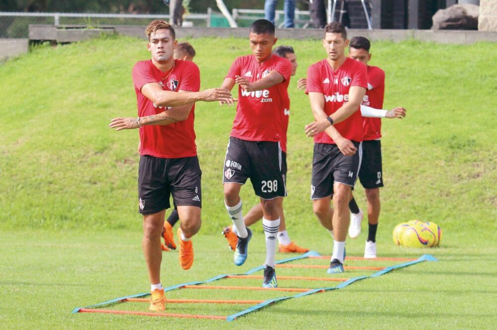 El equipo tapatío espera esta vez concretar el sueño de ser campeón. (IMAGO)