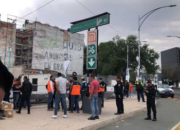 Hombre es baleado afuera de la estación del Metro Garibaldi, tras resistirse al robo de su celular