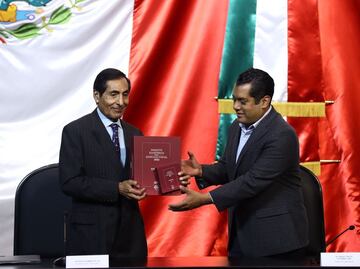 Sin aumentar impuestos y con incremento en Salud, Hacienda entrega Paquete Económico 2022