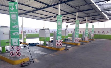 Edomex mantiene suspensión en sus 126 verificentros por el semáforo rojo