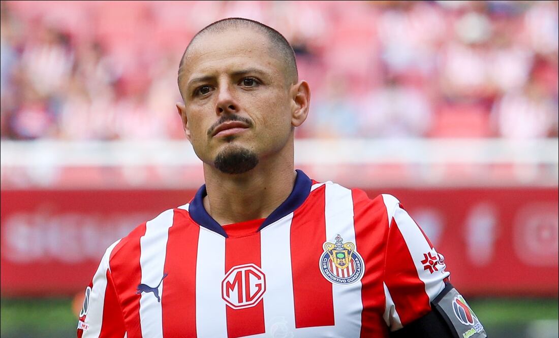 Chicharito Hernández fue tundido en redes luego de recado de agradecimiento a afición de Chivas