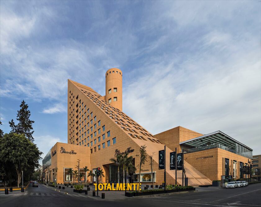 El diseño arquitectónico de esta tienda departamental de lujo está inspirado en emblemas de la Ciudad de México. (Foto: Cortesía Palacio de Hierro)