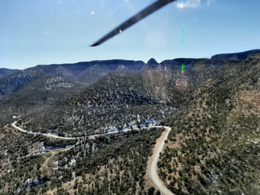 Reportan casas y vehículos incendiados en Madera, Chihuahua
