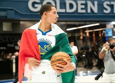 Warriors de Golden State oficializan al mexicano Juan Toscano