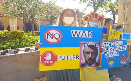 Ucranianos en Querétaro marchan y exigen cese de la guerra