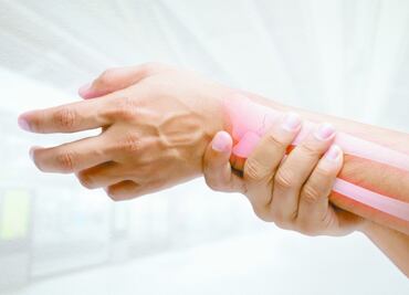 Las vitaminas esenciales que ayudan a fortalecer los huesos después de los 50; previene la osteoporosis