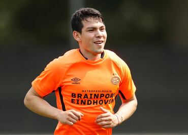 Valencia se interpone en el futuro de “Chucky” Lozano