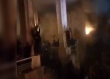 Tras incendio, personal de embajada de Suecia en Irak está "a salvo"