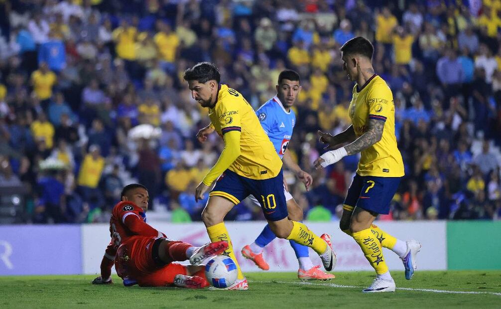 América dejó escapar varias opciones de gol claras ante Cruz Azul en la Ida de Cuartos de Final de Concacaf. Foto: Imago7