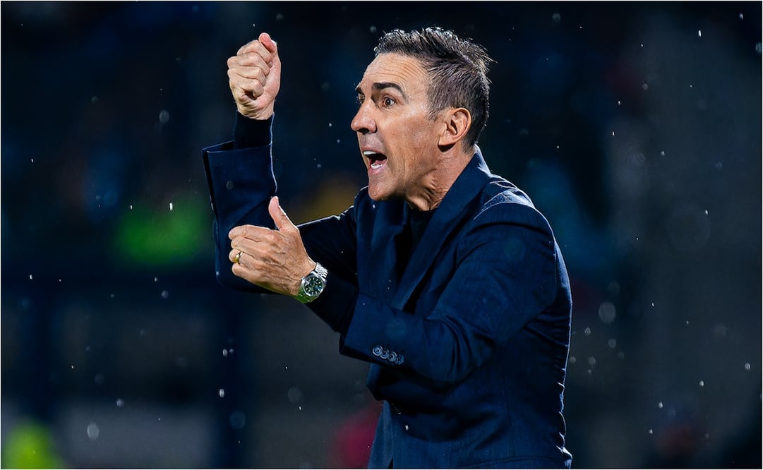 Vicente Sánchez en su paso por el banquillo de Cruz Azul. FOTO: IMAGO7