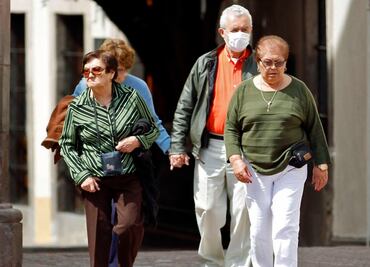 Gran baile por el Día del Abuelo; música y diversión en el Estadio “Palillo” Martínez, Iztacalco