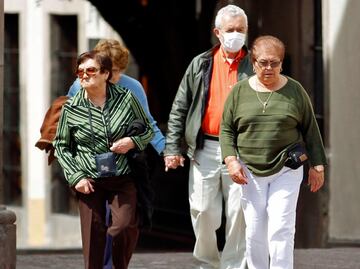 Día del abuelo: Maltrato y abandono, las principales afectaciones a adultos mayores