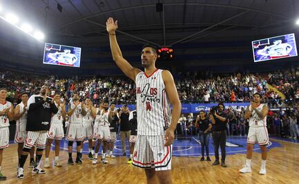 Gustavo Ayón se retira del basquetbol; así fue su emotiva despedida