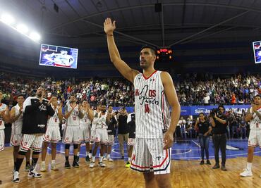 Gustavo Ayón se retira del basquetbol; así fue su emotiva despedida