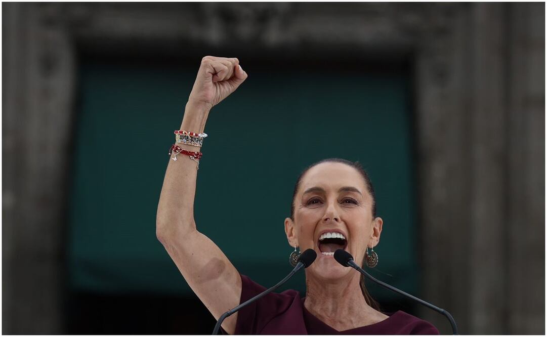 Claudia Sheinbaum cierra su campaña en el Zócalo de la CDMX, junto a Brugada, Godoy, Harfuch, Ebrard y otros. Foto: Diego Simón/EL UNIVERSAL