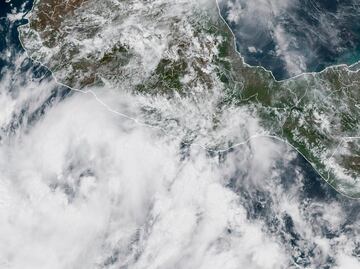 Se forma la tormenta tropical Dalila; prevén lluvias de intensas a muy fuertes en Michoacán, Guerrero, Oaxaca, Jalisco y Colima