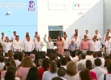 Tras caída de la Bolsa, Peña Nieto dice que no dará "recetas" a nuevo gobierno