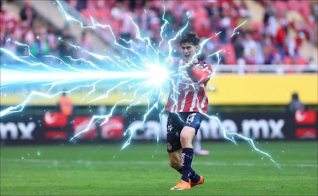 ¡'Hormiga' González quiere Mundial... sí, o sí! Así fue su épico festejo a lo Goku ante Querétaro