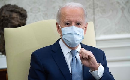 Biden firma nuevos decretos migratorios; va por la reunificación de las familias