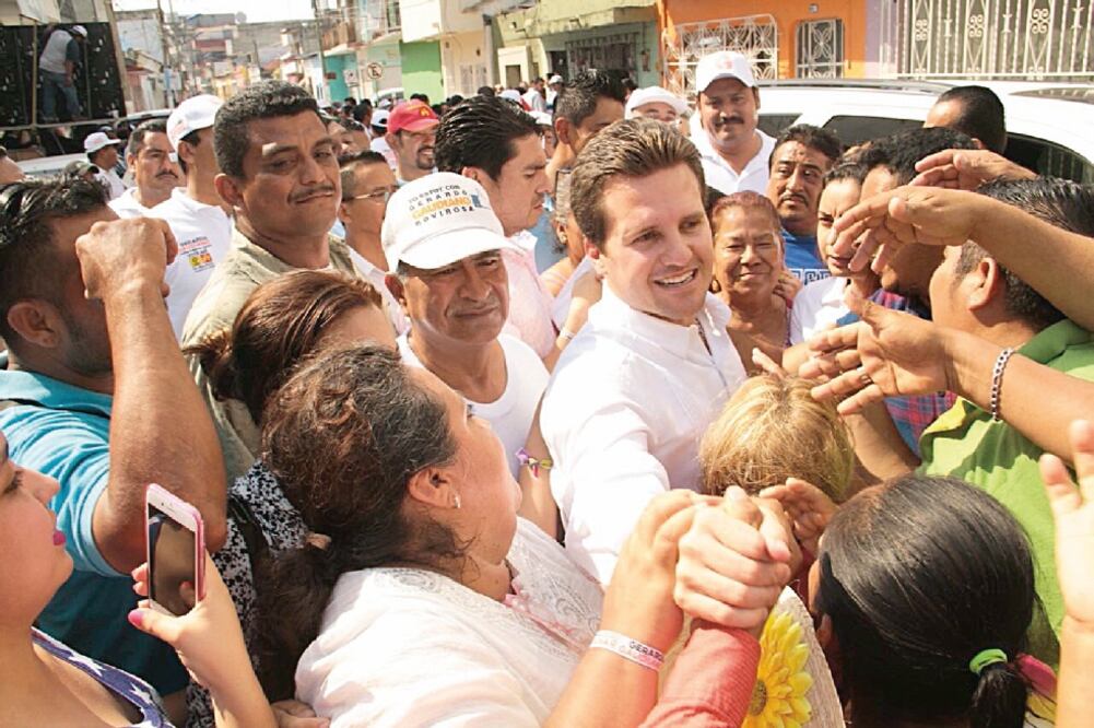 “Esta entrega que me acredita oficialmente como alcalde electo será el primer paso en la transformación de Centro [...] representa el impulso que la sociedad espera”, Gerardo Gaudiano Rovirosa, alcalde electo del municipio de Centro