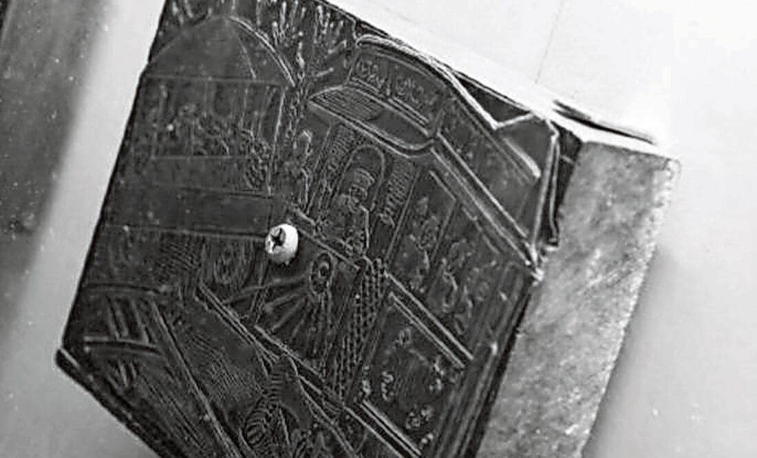 Imagen de la placa de zinc perforada y expuesta en el Museo Posada./ TOMADA DE REDES SOCIALES