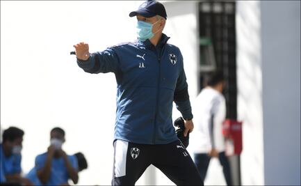 Javier Aguirre a la defensa: "Seríamos hijos de la chin..."