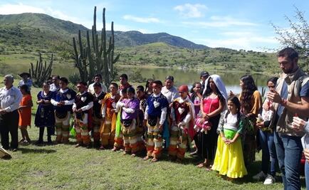 Realizan Guelaguetza contra la minería en Oaxaca