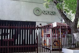 IPN alerta riesgo para acervo histórico de Canal Once; toma de instalaciones impide su preservación, asegura